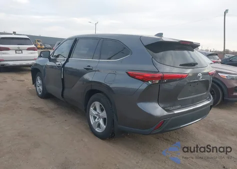 2020 Toyota Highlander L z USA, uszkodzony, nr VIN 5TDCZRBH8LS023439